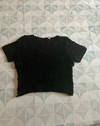 Pull fille 13 ans - en très bon état