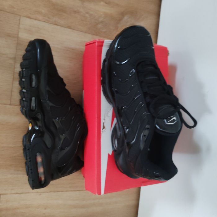 Basket tn taille 42 prix 55€ - photo numéro 4