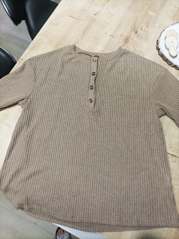 Pull léger marron clair