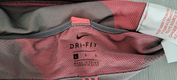 Brassière Nike, Dri-Fit, L, neuve - photo numéro 3