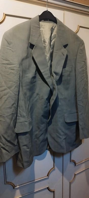 Veste de costume avec épaulettes