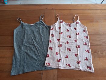 Lot de 2 maillot de corps / débardeurs Renard Kiabi 12 ans neuf