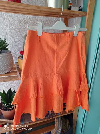 Jupe orange en lin mélangé taille M en très bon état