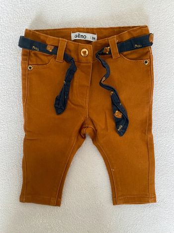 Pantalon camel/moutarde.très bon etat