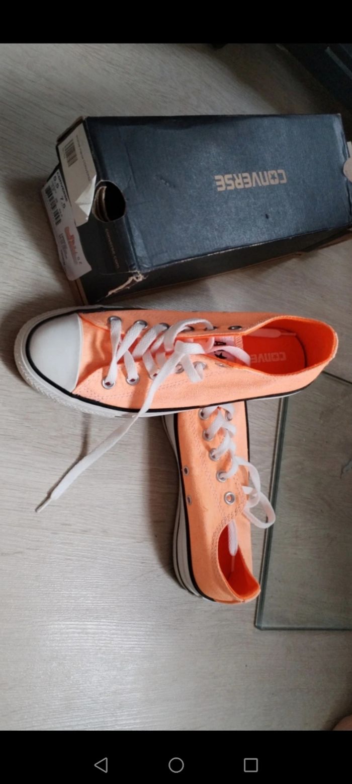 Converse femme neuve
