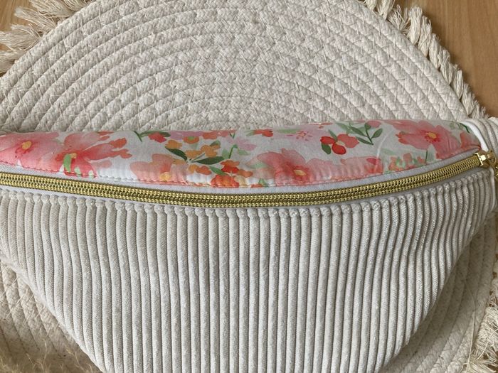 Sacoche banane couleur beige - photo numéro 2