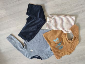 Lot de 2 pyjamas velours chantier Vertbaudet Taille 4 ans