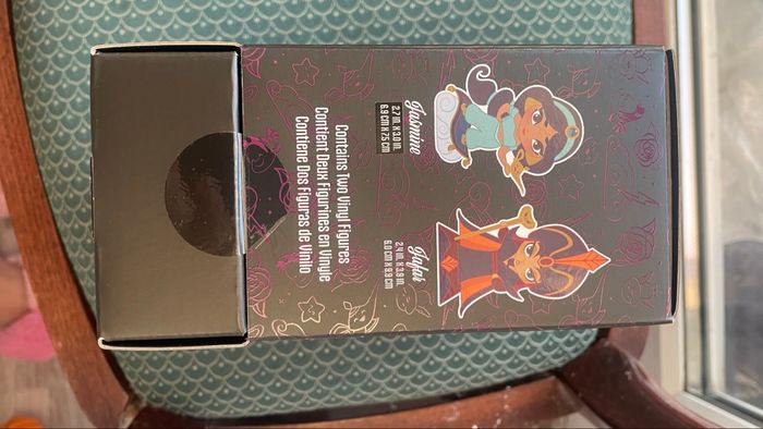 🎀 Disney Designer Showcase – Figurines Vinyl  Modèles : 	•	Blanche-Neige & La Reine 	•	Jasmine & Jafar - photo numéro 3
