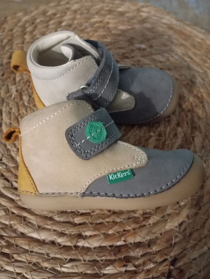 Kickers neuves pour garçon en taille 20 - photo numéro 3