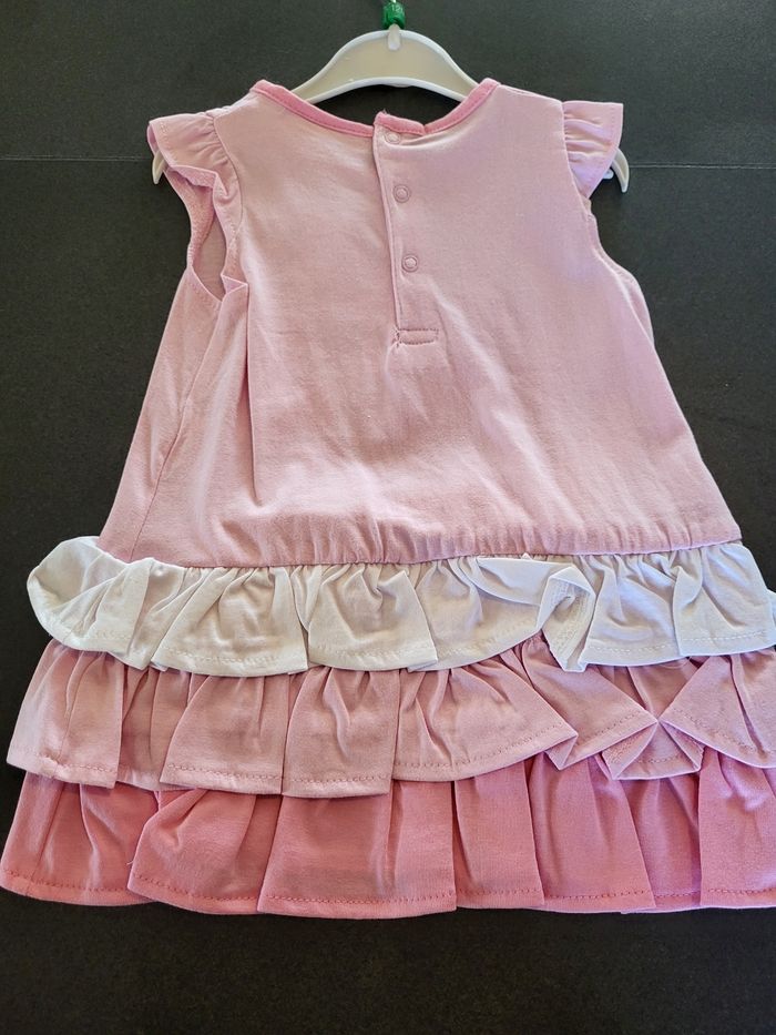 Robe hello Kitty rose  12 mois - photo numéro 3