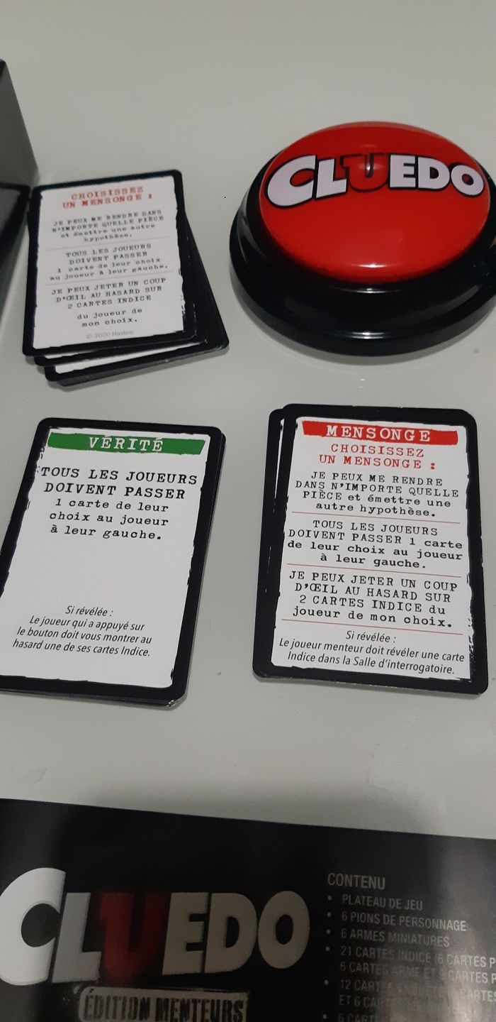 Jeu Cluedo édition menteurs - photo numéro 7