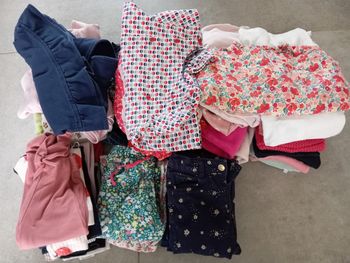 Lot vêtements fille 12 mois