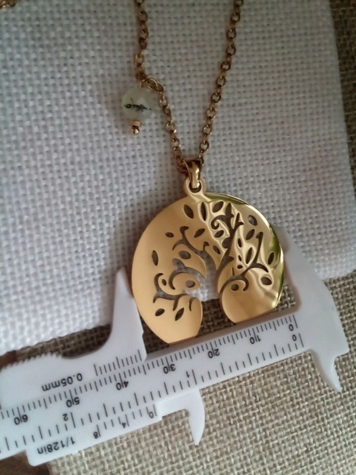 Collier arbre de vie et pierre naturelle de jade - photo numéro 3