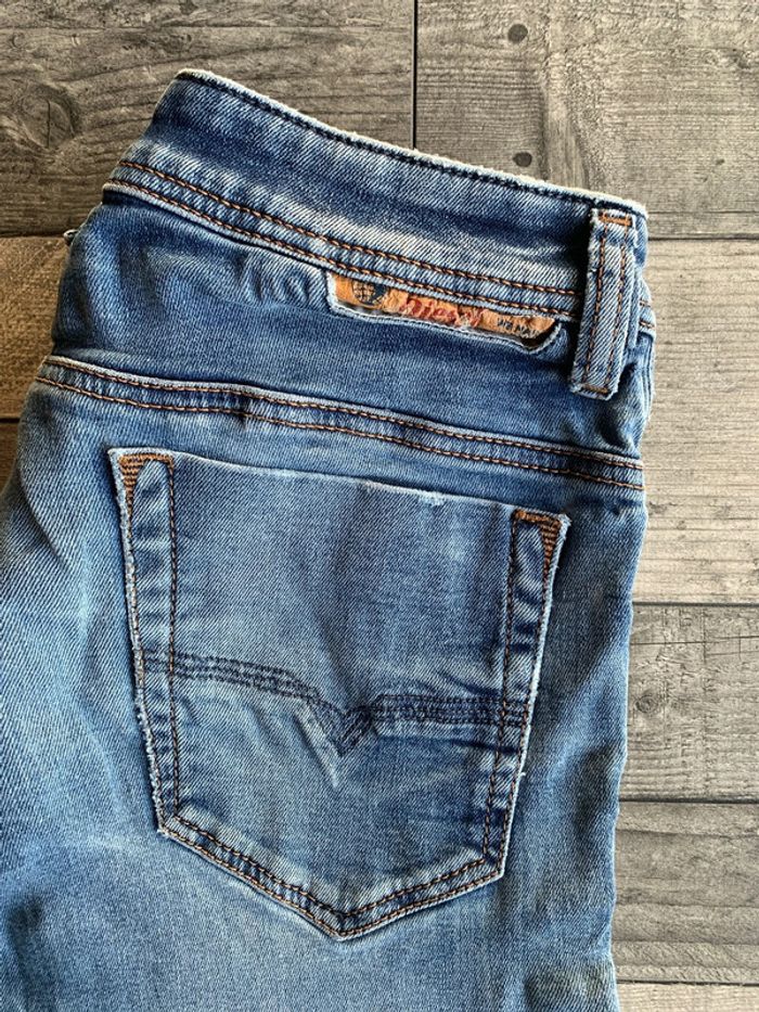 Jeans destroy - photo numéro 16