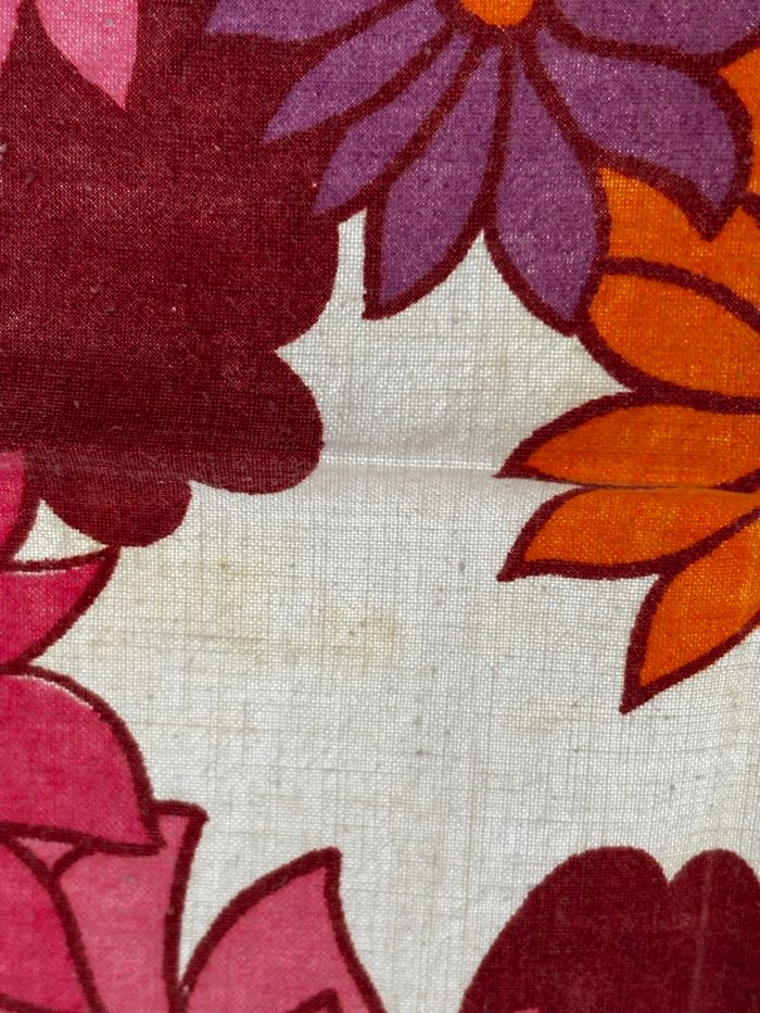 Vintage ensemble de 4 serviettes en tissu fleuries - photo numéro 3