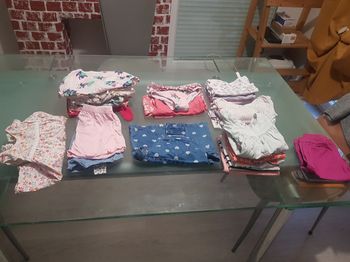 Lot vêtements fille 12 mois