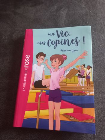 Livre bibliotheque rose ma vie mes copines tome 24