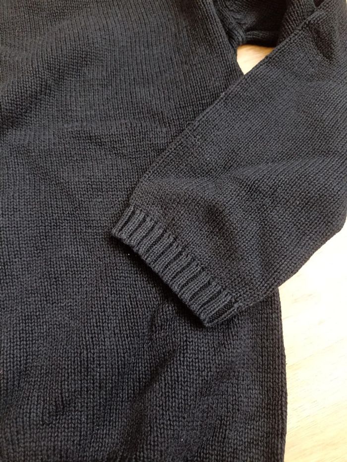 Pull fin noir 6 ans - photo numéro 2