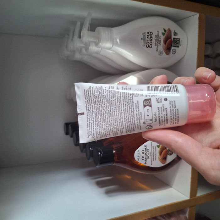 Crème hydratante visage Bio à l'eau florale de rose - Fleurance Nature - photo numéro 2