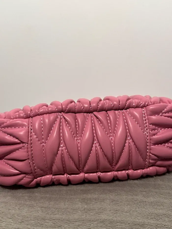 Sac à main miu miu rose - photo numéro 5