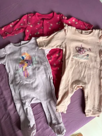Lot pyjamas coton bébé fille