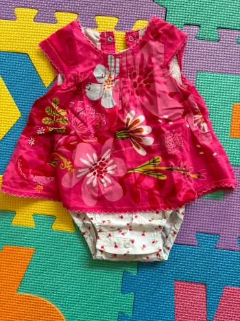 Magnifique robe body - taille 3 mois catimini