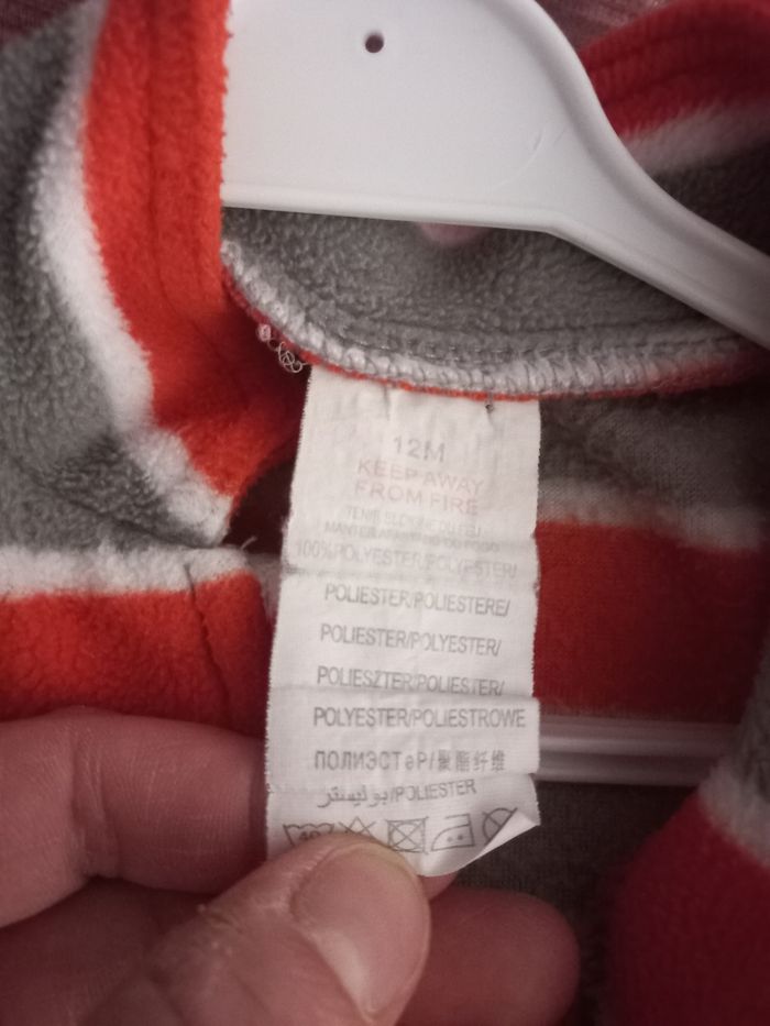 Pull polaire garçon 12 mois très bon etat - photo numéro 8