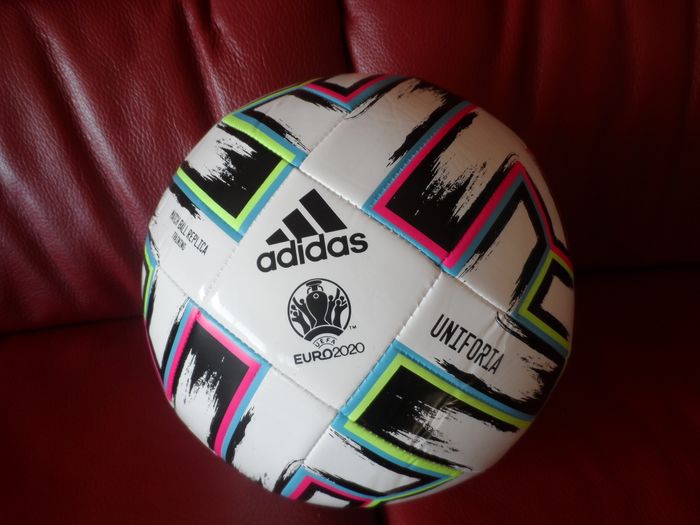 Ballon Adidas Uniforia Euro 2020 - Neuf - photo numéro 3