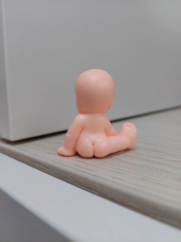 Figurine babies vintage n°43 - photo numéro 2