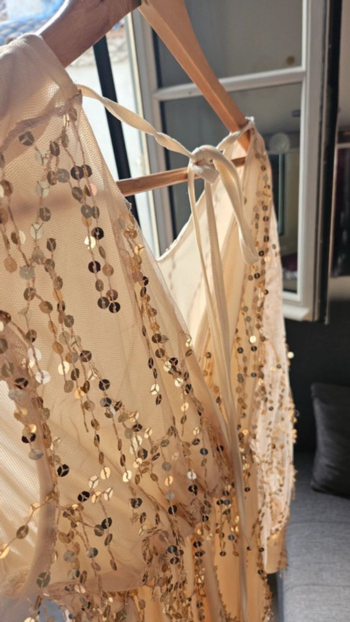Robe champagne à sequins - photo numéro 5