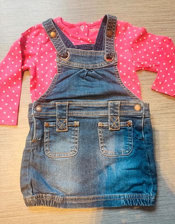 Salopette en jean et haut à pois rose 12 mois - dressing trié par tailles