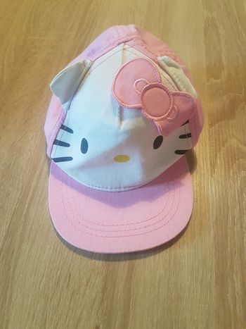 Casquette H&M Hello kitty taille 6-9 mois