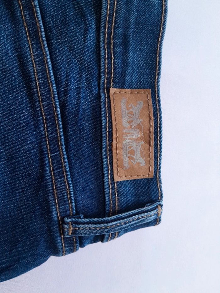 Jean Levi's 512 boot cut perfection Slimming 28/32 - photo numéro 3