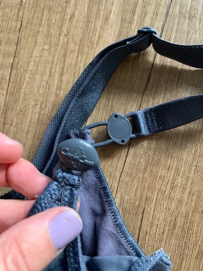 Soutien gorge d’allaitement 90c Cache coeur gris anthracite parfait état - photo numéro 3