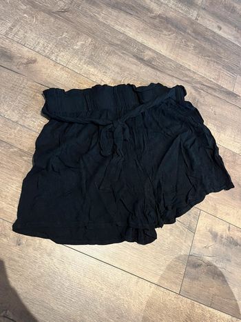 Short léger noir T40/42