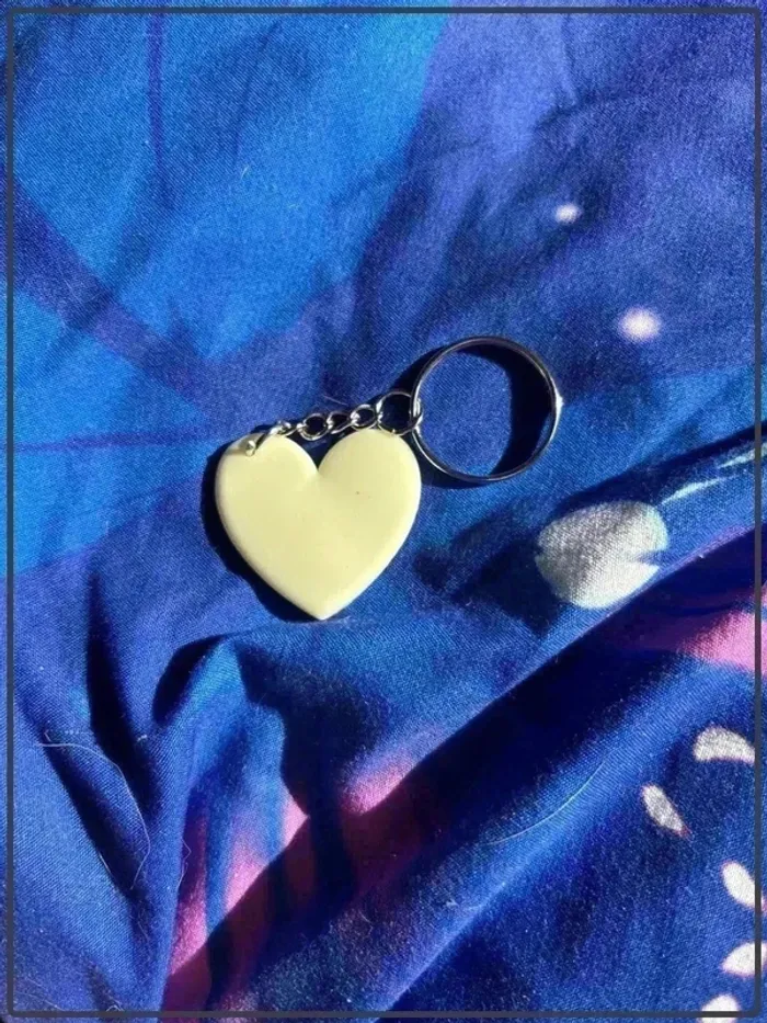 Porte clef cœur blanc