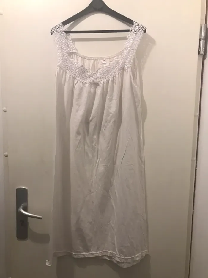 Robe femme jupon flamines à dentelle blanche taille XXL