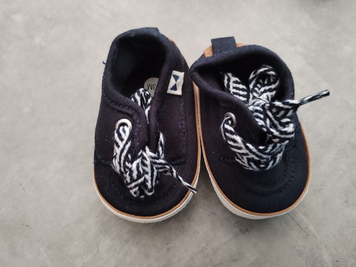 Chaussures taille 0-3 mois