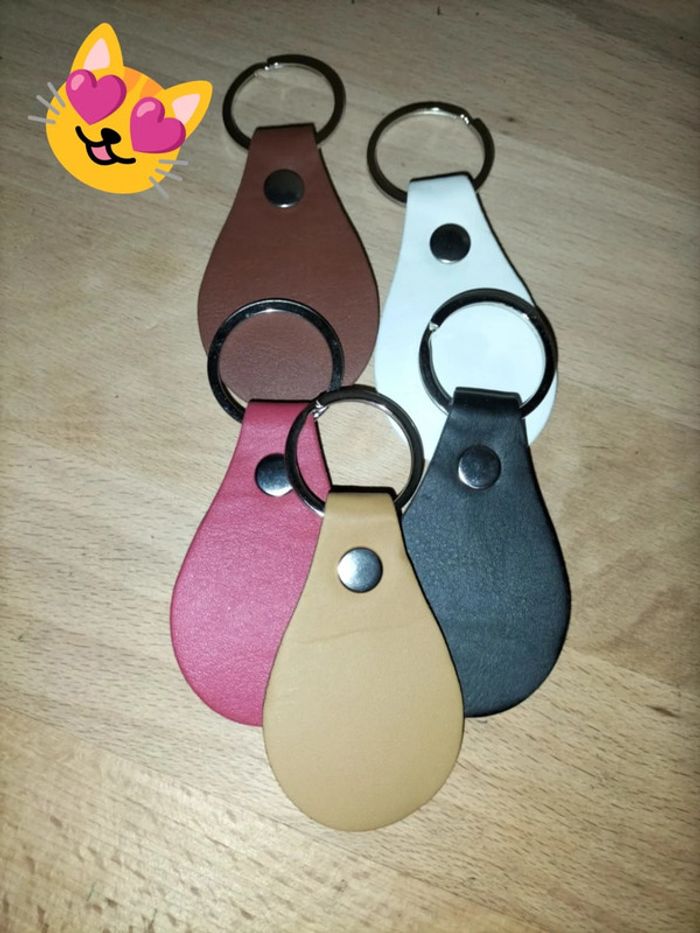 Porte clé similicuir - photo numéro 2