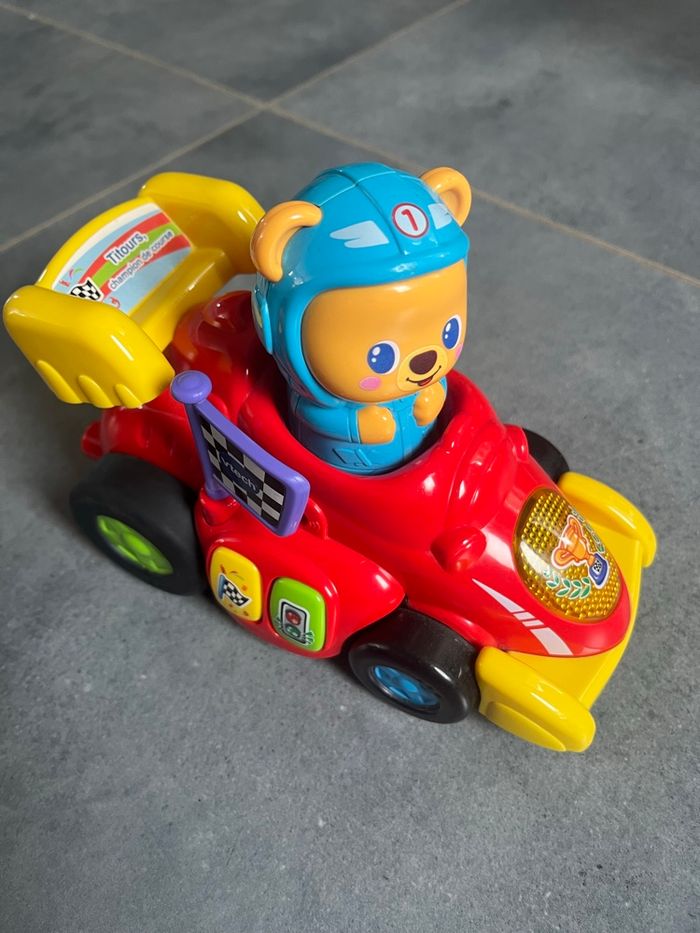 Tinours champion de course