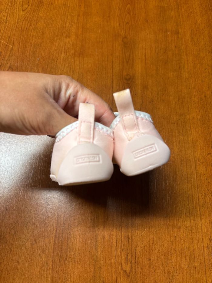 Chaussons roses t.21 - photo numéro 5