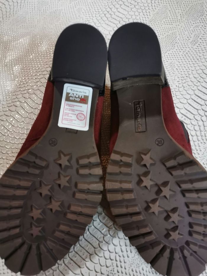 Chaussures à talons noires et bordeaux Tamaris - photo numéro 8