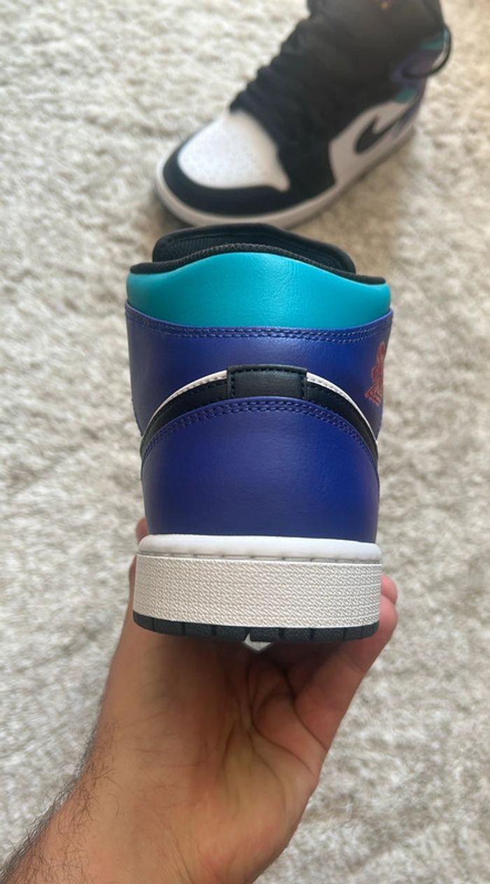 Air Jordan 1 Mid – Aqua Grape Black Toe / Blanc Violet Noir – Taille 44 - photo numéro 7