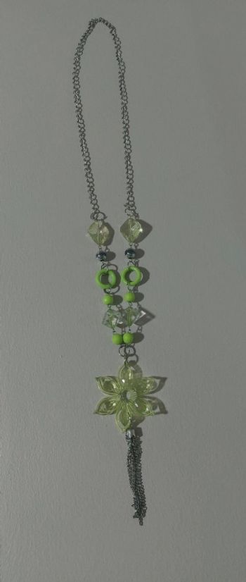 Collier vert