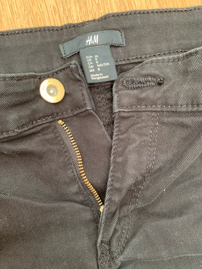 Short h&m taille 38 - photo numéro 2