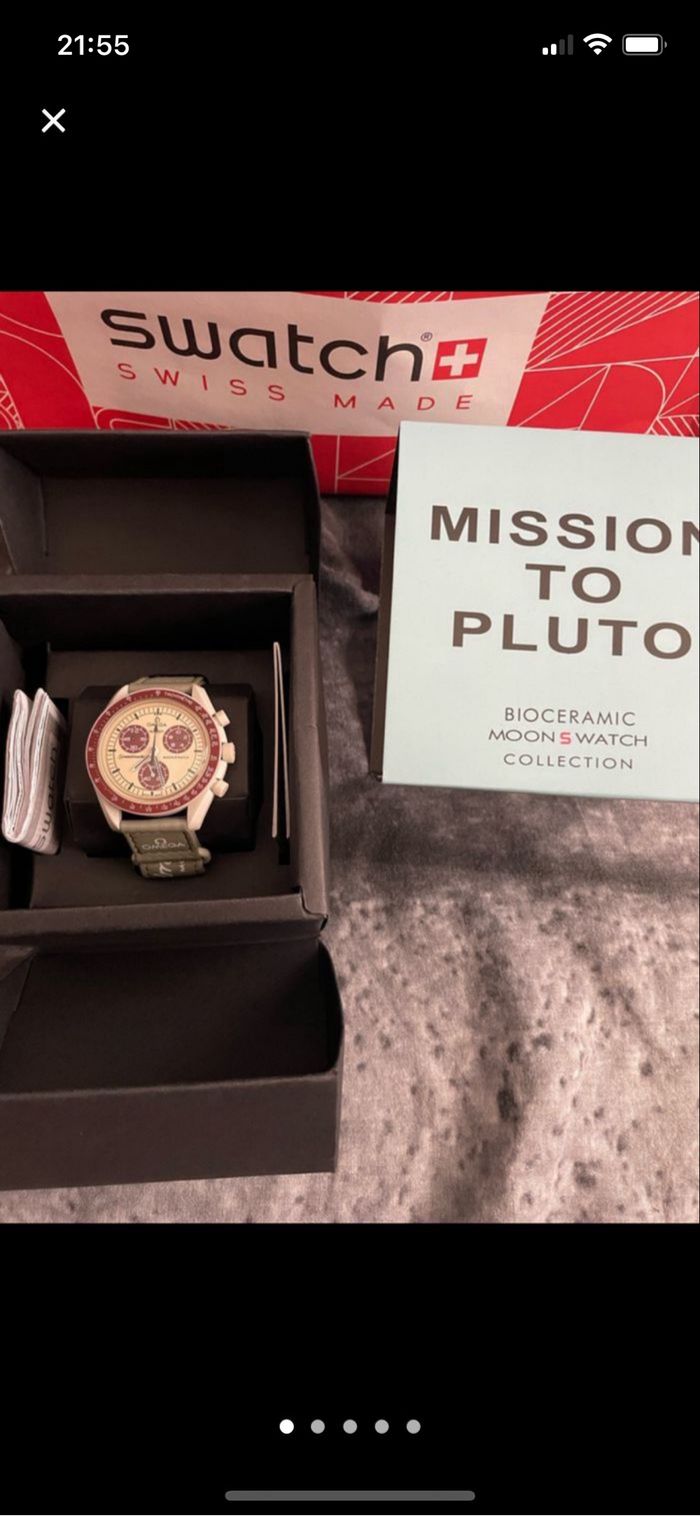 Montre Omega X swatch moonswatch mission to Pluto