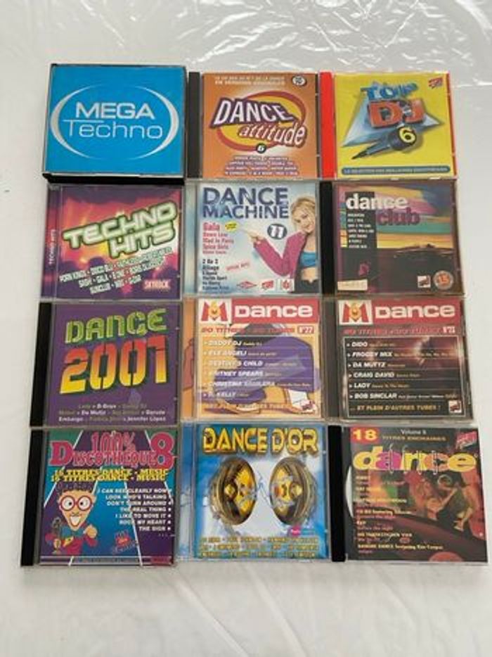 Lot de 12 CD Compilations Dance & Techno années 90