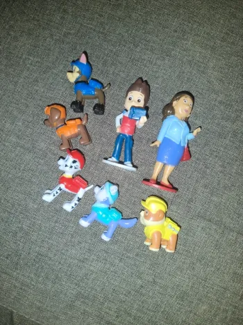 Lot 7 figurines pat patrouille