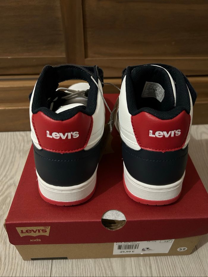 Baskets montantes Levis neuves 32 - photo numéro 3