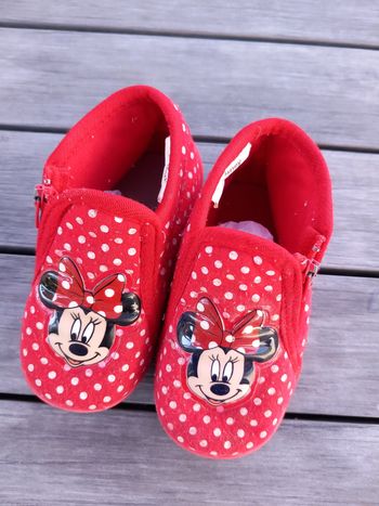 Chaussons bébé Minnie